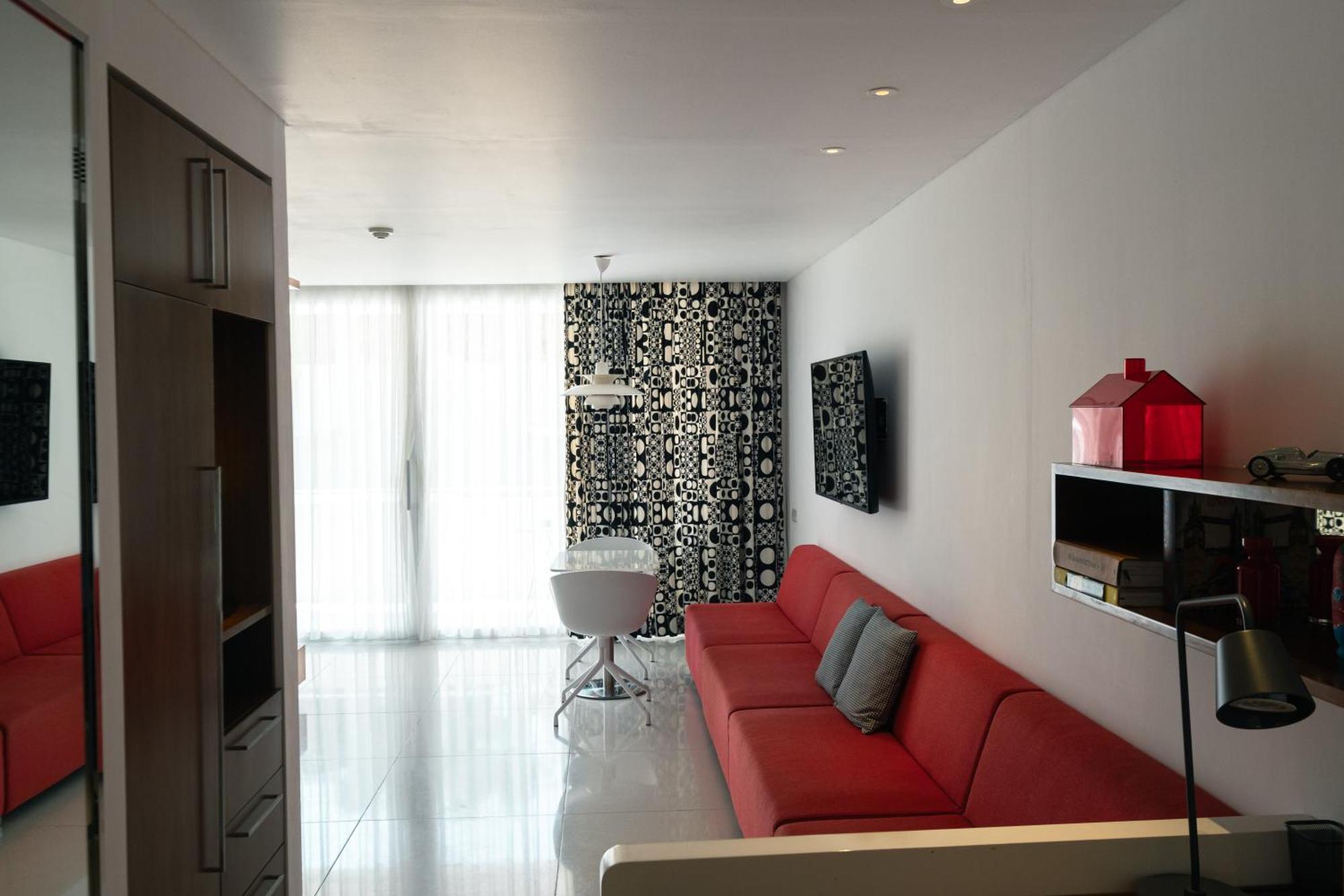 Chill Hotel Seminyak Exterior photo