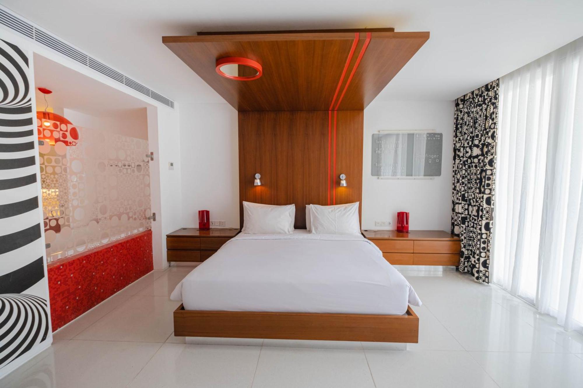 Chill Hotel Seminyak Exterior photo